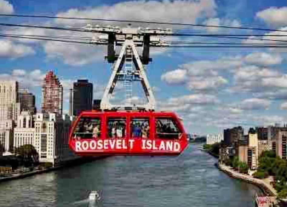 Lga Airport 3 Mins, 3 Bedroom Duplex House, Parking And Private Backyard, 9Mins Subway! Nueva York Exterior foto