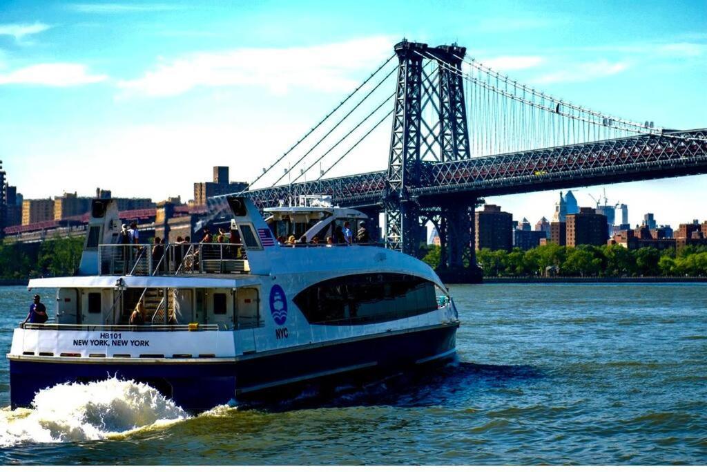 Lga Airport 3 Mins, 3 Bedroom Duplex House, Parking And Private Backyard, 9Mins Subway! Nueva York Exterior foto