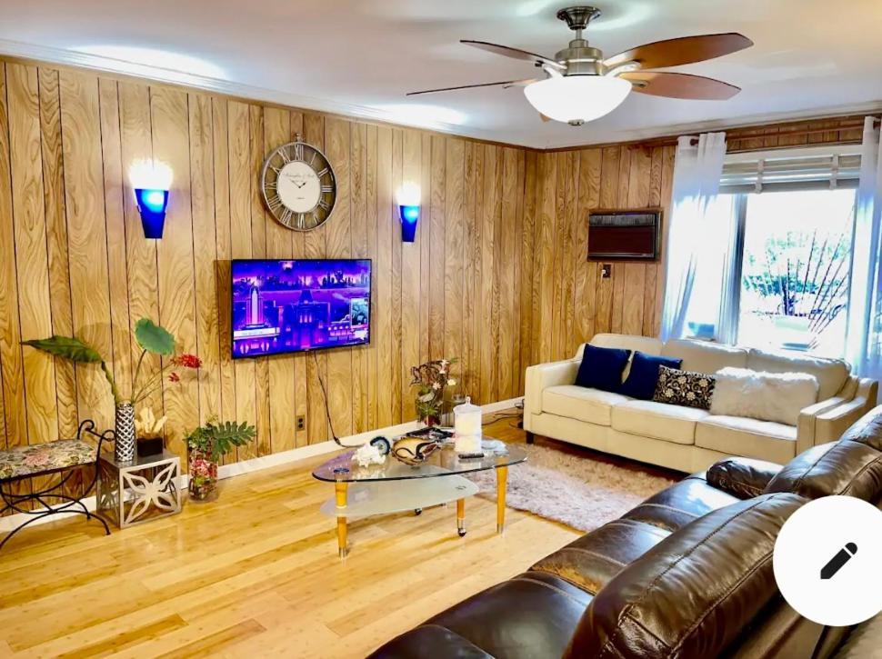 Lga Airport 3 Mins, 3 Bedroom Duplex House, Parking And Private Backyard, 9Mins Subway! Nueva York Exterior foto